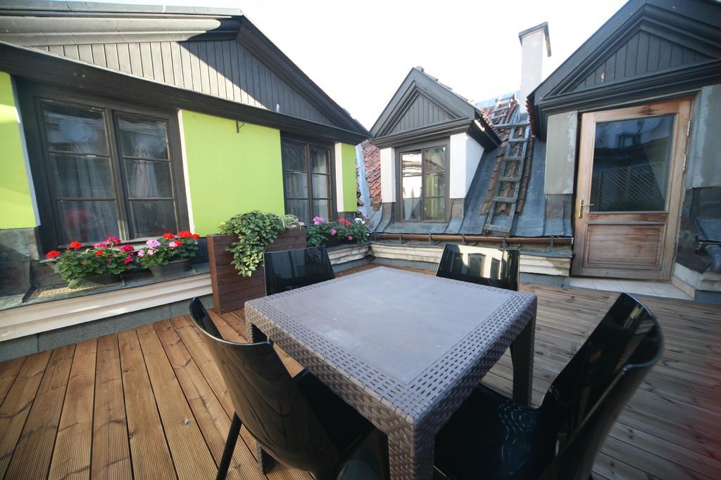 Old Town Apartments & ريغا المظهر الخارجي الصورة